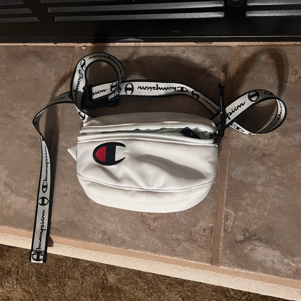 Champion Fanny Pack